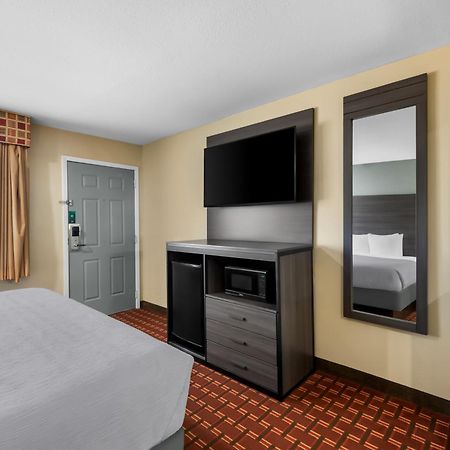 Quality Inn Marshall Exterior photo